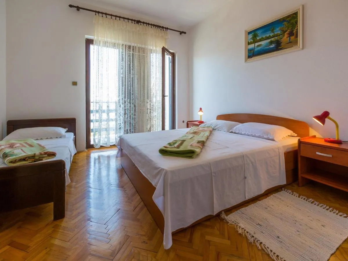 Apartments Ankica Crikvenica 0*,